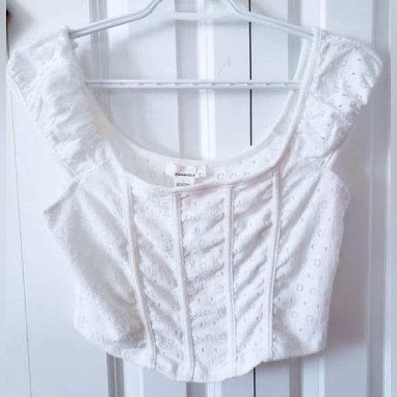 Women’s Top - Picture 1 of 2